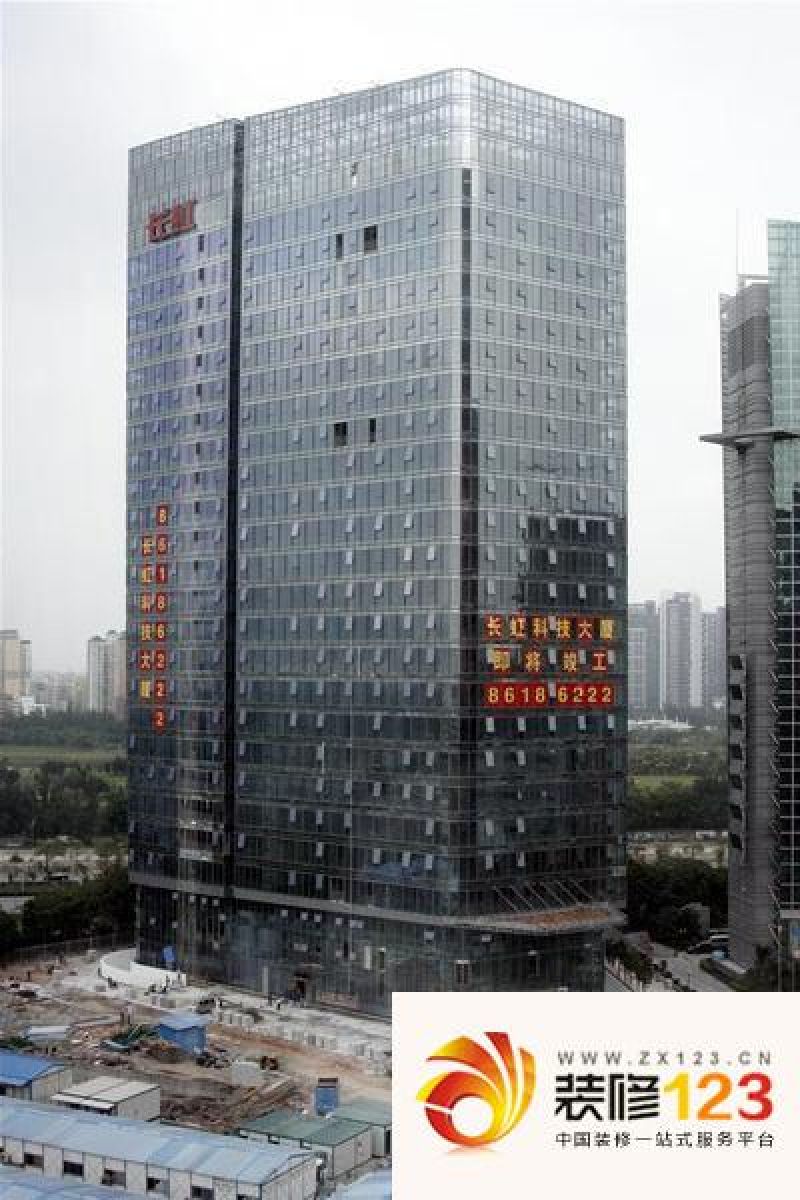 深圳长虹大厦：商业办公楼的繁荣与活力