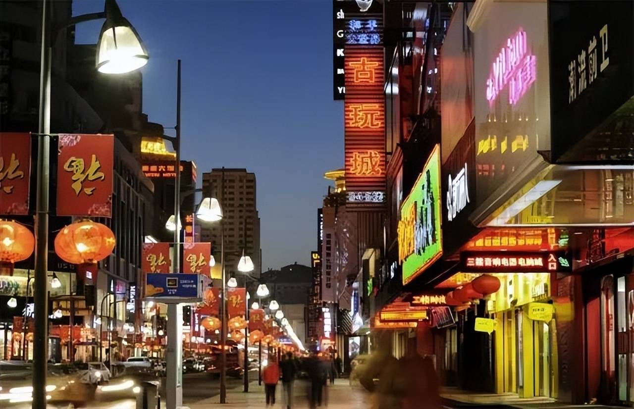 光与夜之恋商城周边_商城周边旅游景点大全_周边商城