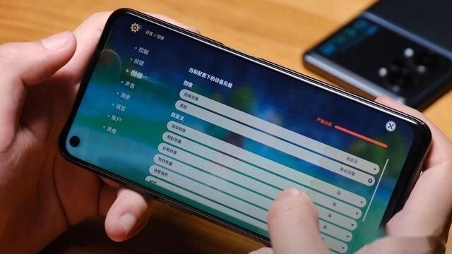 高性能手机游戏_手机的游戏性能并不是简单_性能简单手机游戏是哪款