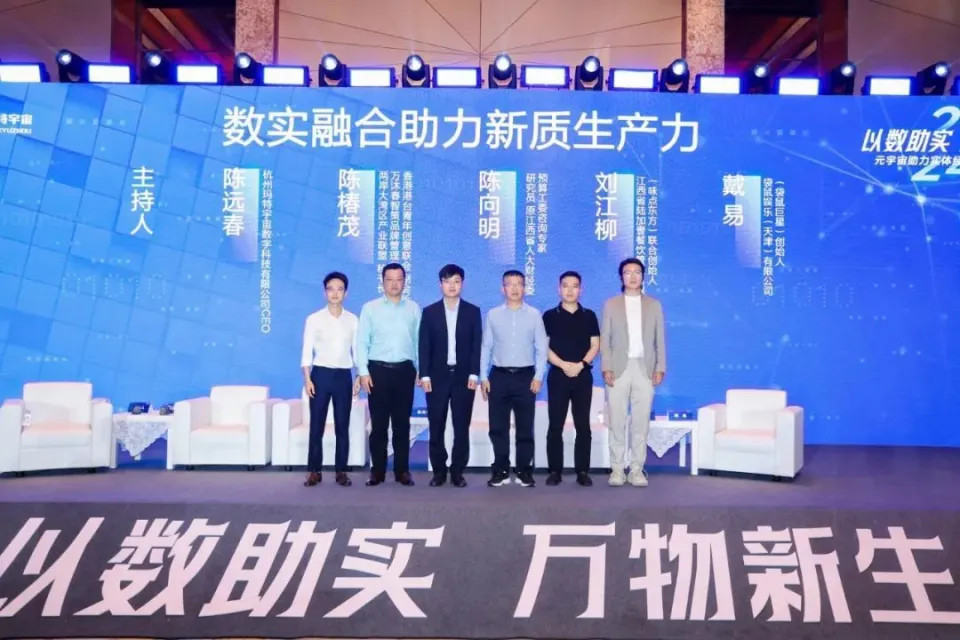 手机游戏载体变换_变换形态游戏_可以变换形态的游戏