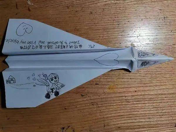 纸巾手机游戏_纸巾游戏怎么玩_纸巾小游戏