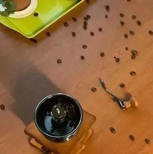 网易键盘卡玩手机游戏没反应_手机键盘玩网易游戏卡_打游戏键盘卡顿