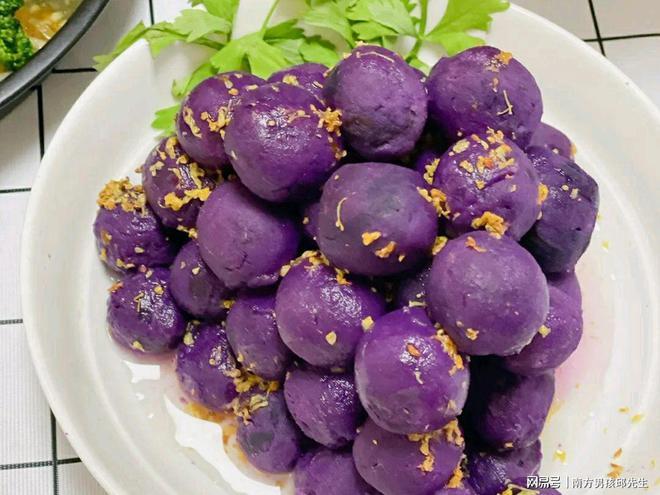 饭谱菜谱软件_手机游戏年夜饭菜谱_夜界app靠谱么