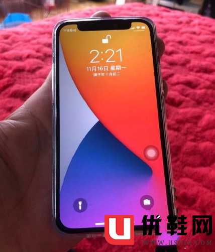 手机操作失控_手机玩游戏四指操作失灵_用手操控的游戏